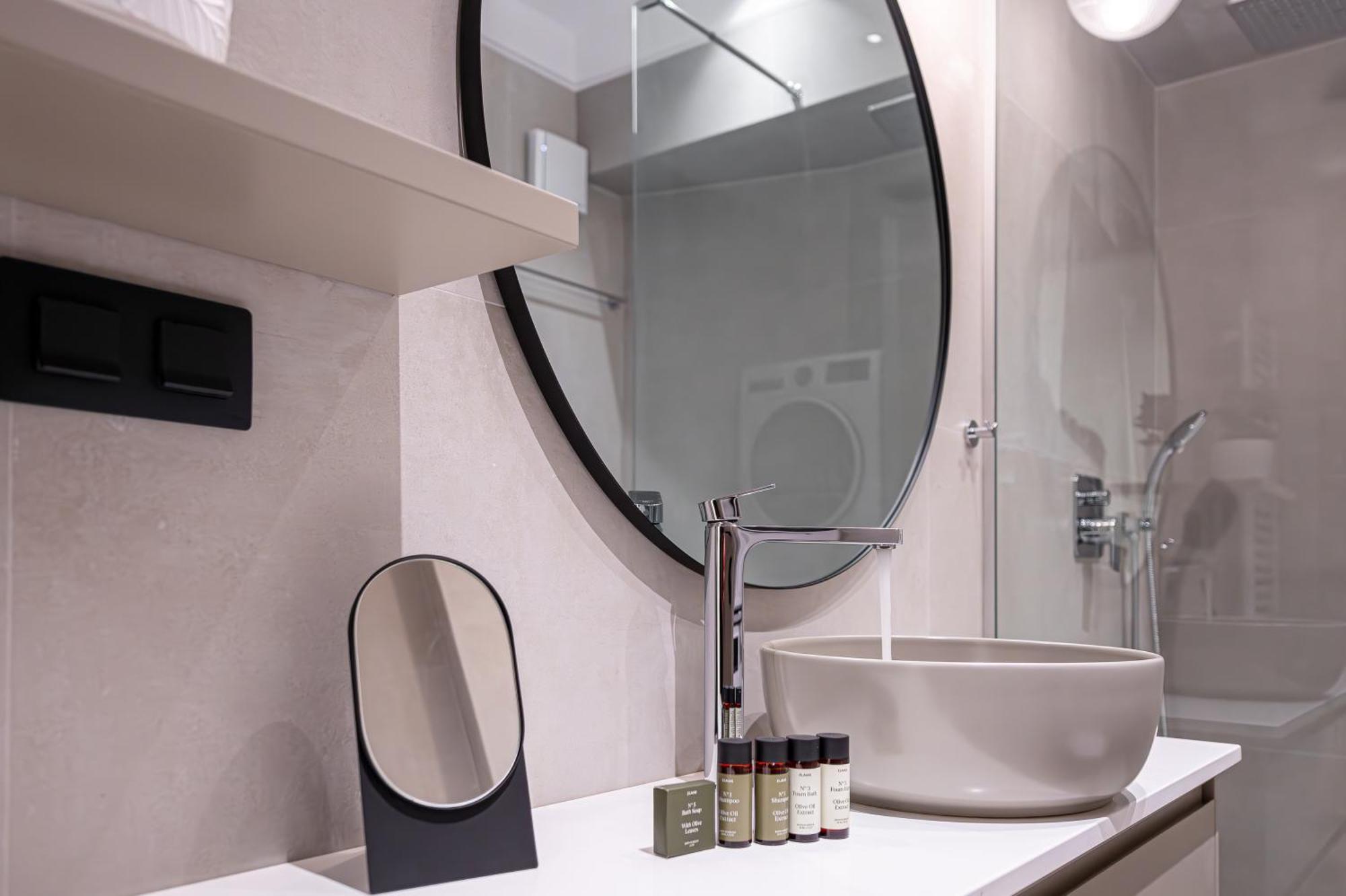Phaedrus Living: Luxury Modern City Flat Koukaki เอเธนส์ ภายนอก รูปภาพ